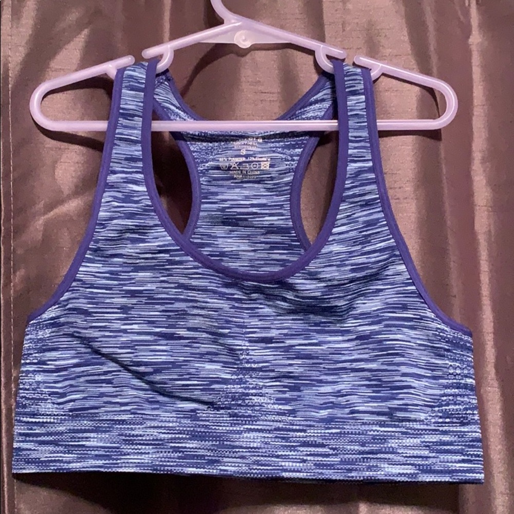 Sports bra